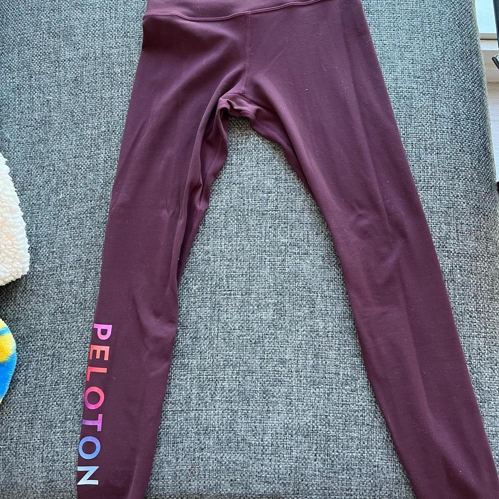 Lululemon Align Pant II *25” in Cassis, Peloton version